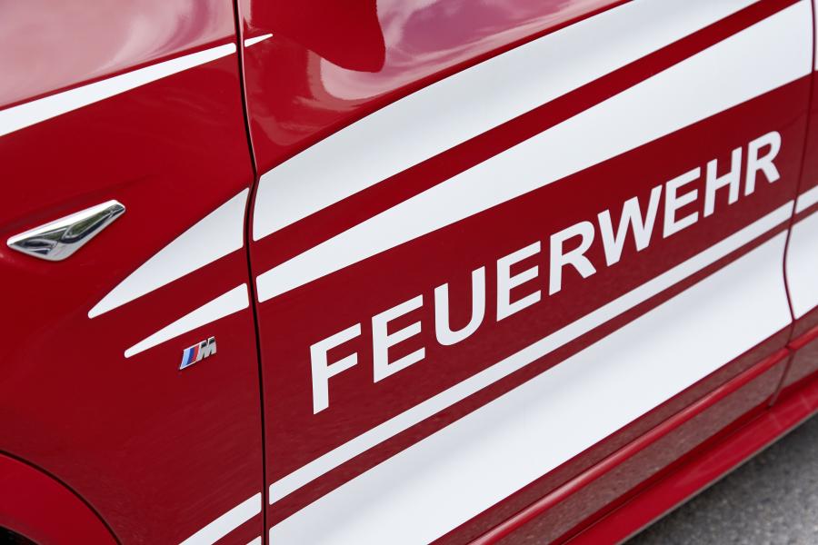 Детали экстерьера BMW X3 xDrive20d M Sport Feuerwehr (F25) 2016 года  (фото 14 из 17)
